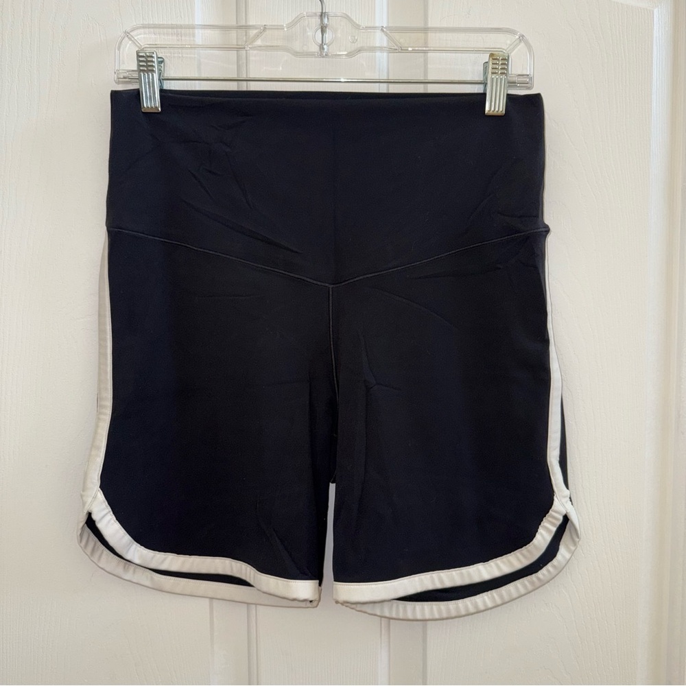 Offline By Aerie Real Me XTRA High Waisted 7” Bike Short - Picture 3 of 6